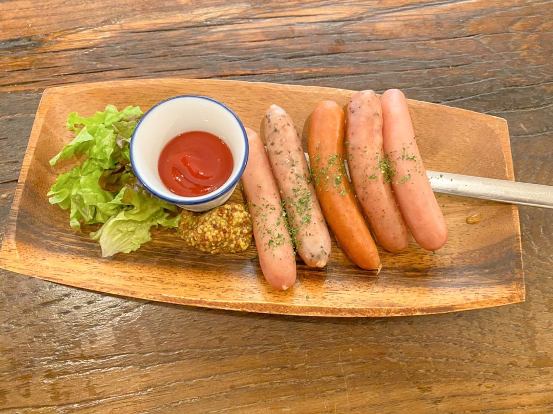 ソーセージ盛り合わせ